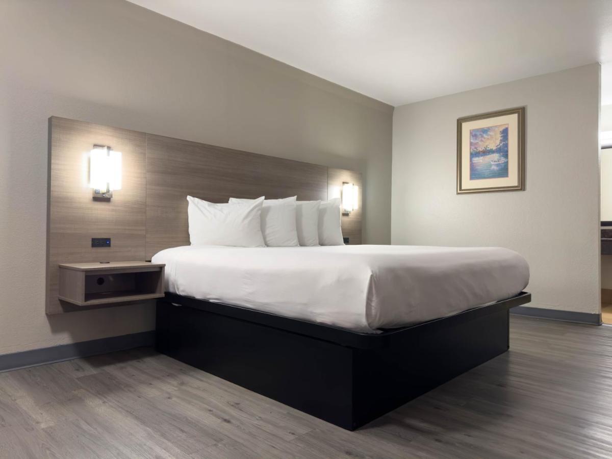Americas Best Value Inn Austin Exteriér fotografie