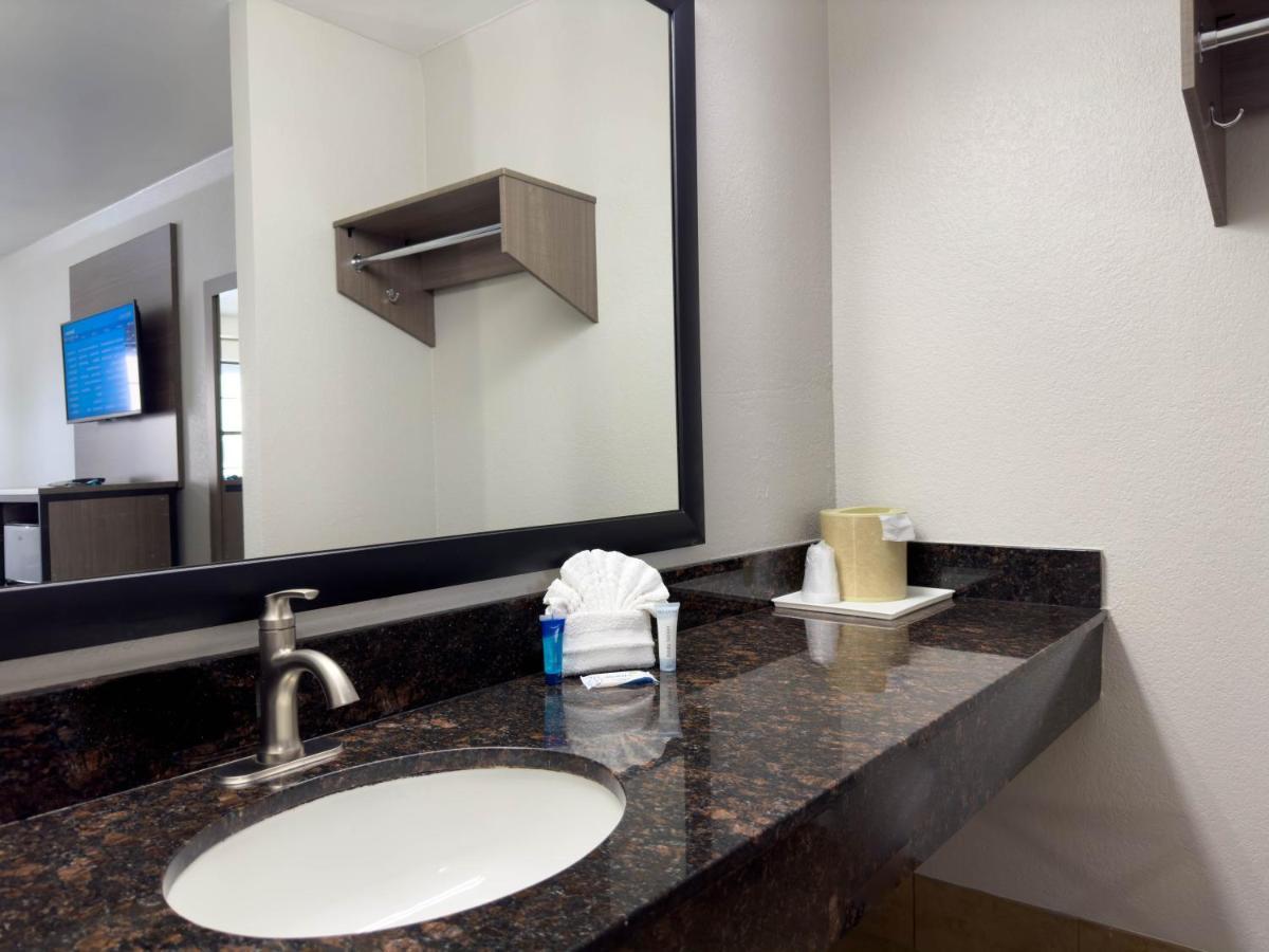 Americas Best Value Inn Austin Exteriér fotografie